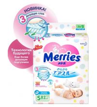 Подгузники Merries размер S (4-8 кг) 82 шт