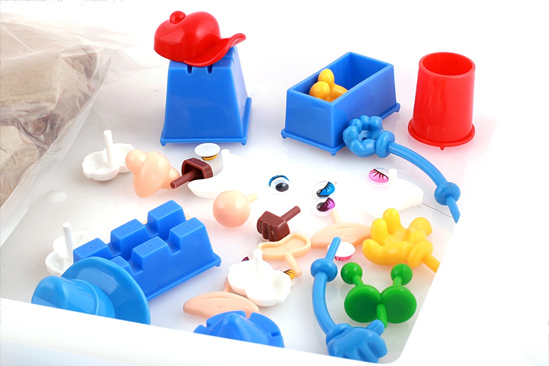 Игровой набор для лепки из песка LeFutur "Монстр" LF2429