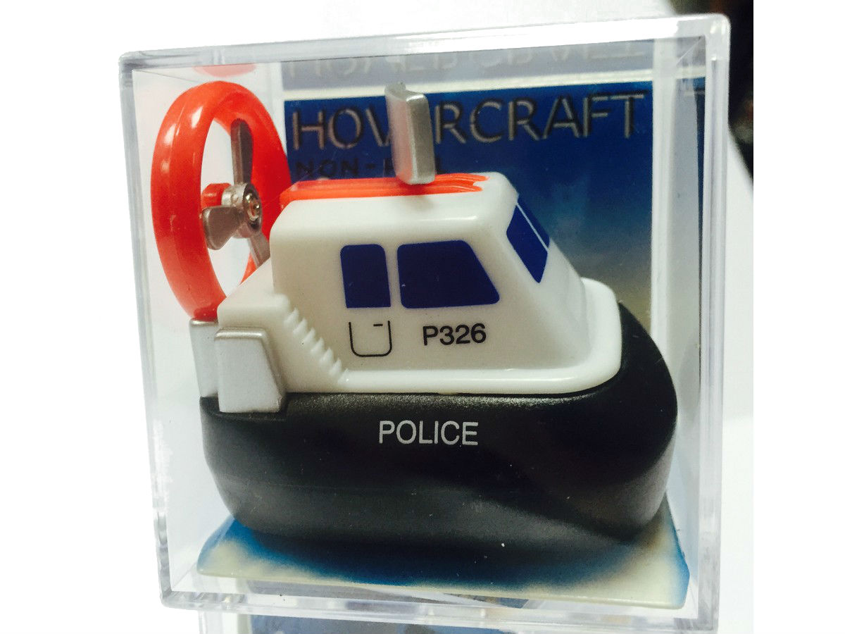 Игрушка  автомобиль заводной Hans Novelty На воздушной подушке